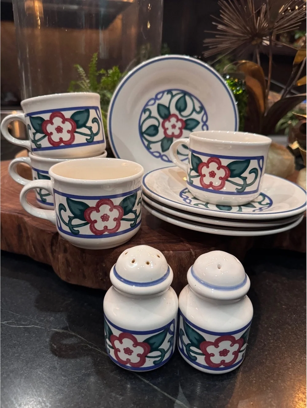 Vintage Pfaltzgraff Arbor Vine Stoneware Set,Cups, Saucers & Salt/Pepper Shakers